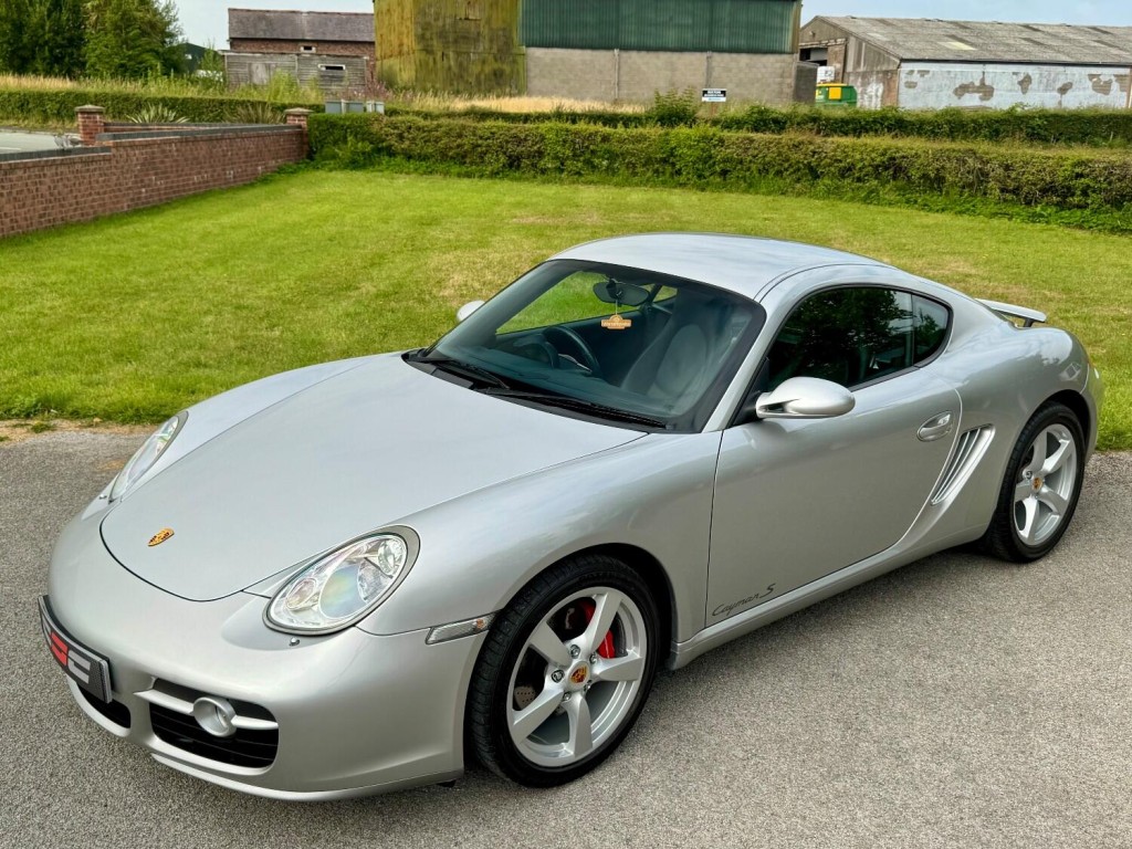 PORSCHE CAYMAN