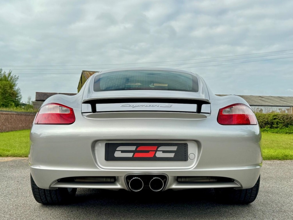 PORSCHE CAYMAN