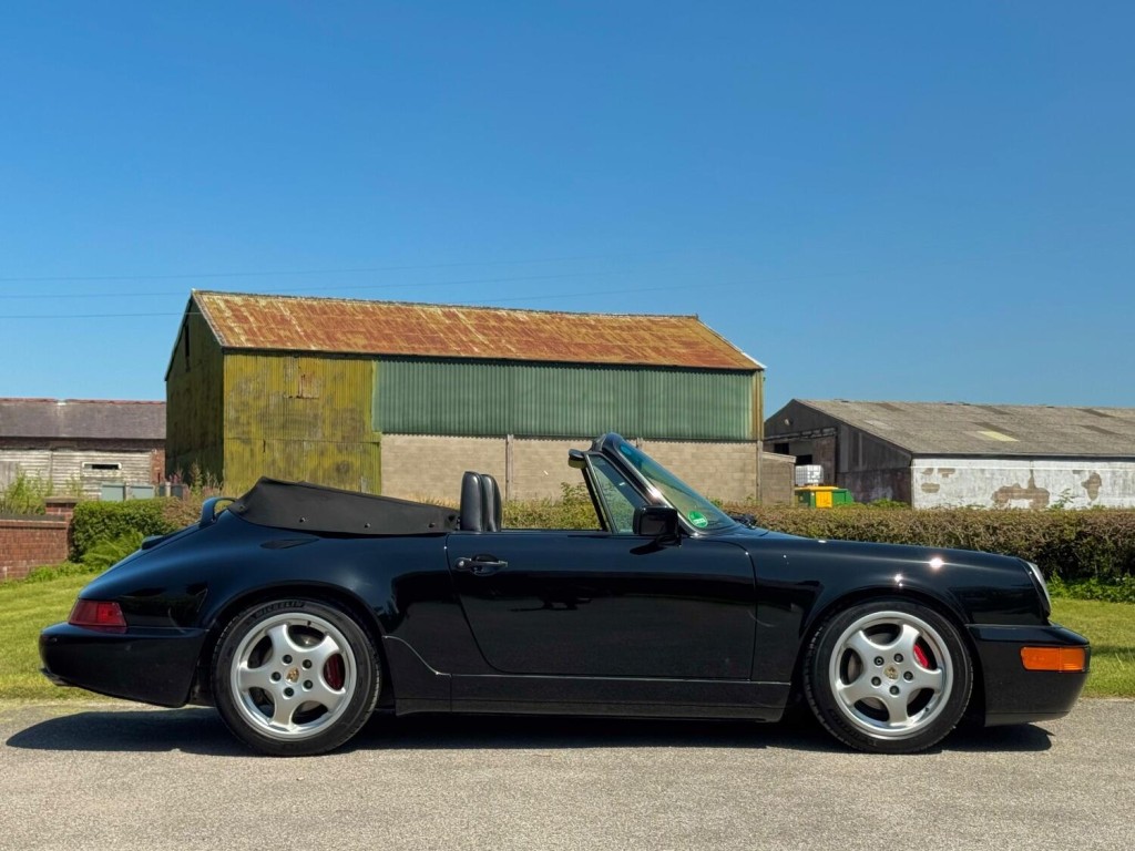View PORSCHE 911 CLASSIC Carrera 4 Cabriolet