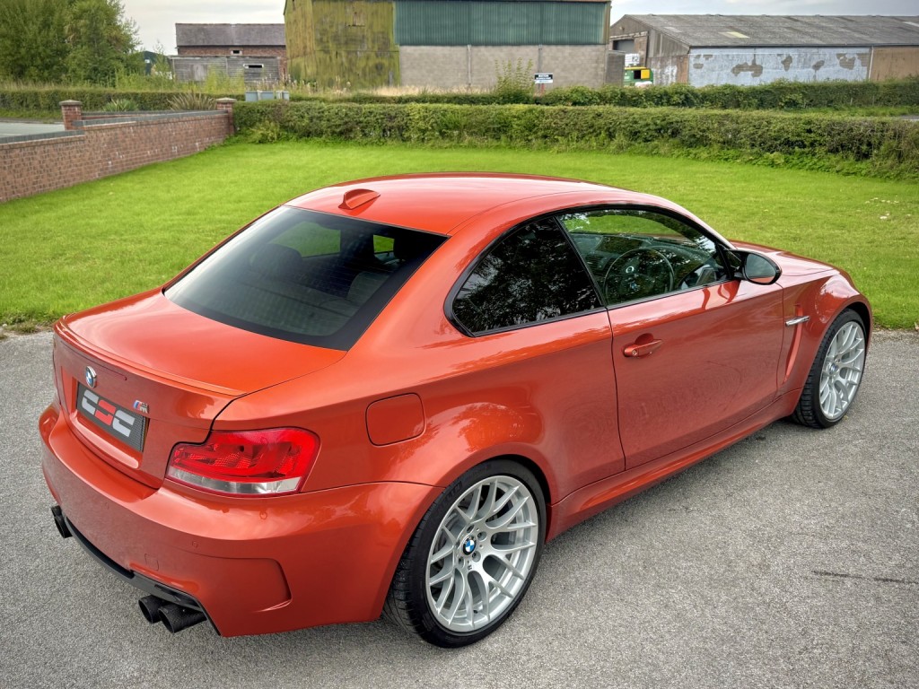 BMW 1 SERIES