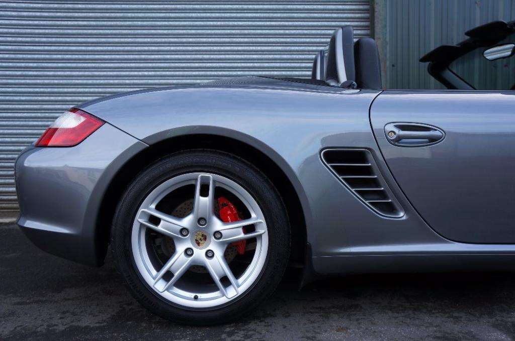 PORSCHE BOXSTER
