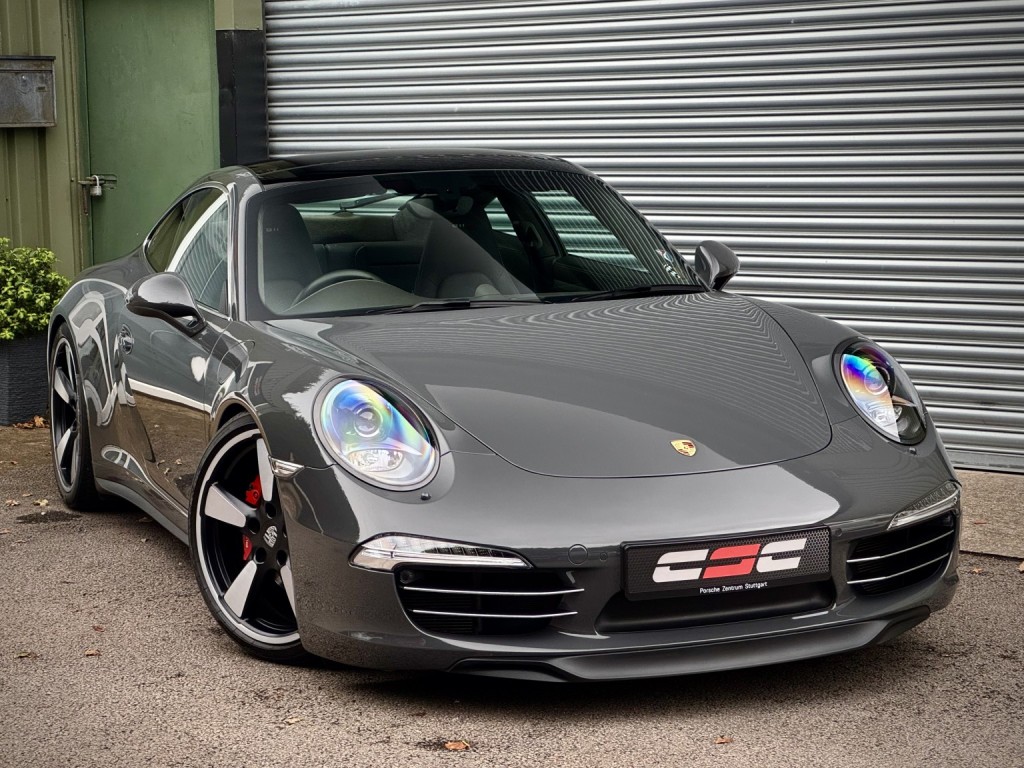 View PORSCHE 911 CARRERA S 3.8 991 50th Anniversary #307