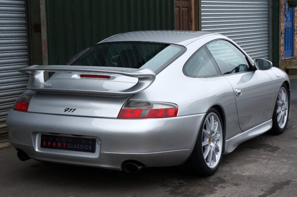 PORSCHE 911 MK 996
