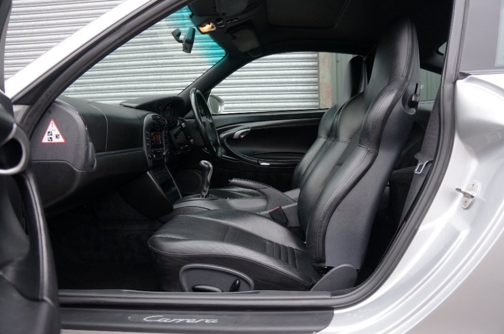 PORSCHE 911 MK 996