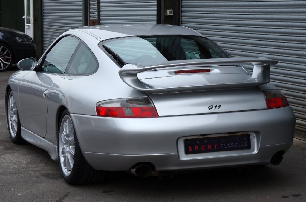 PORSCHE 911 MK 996