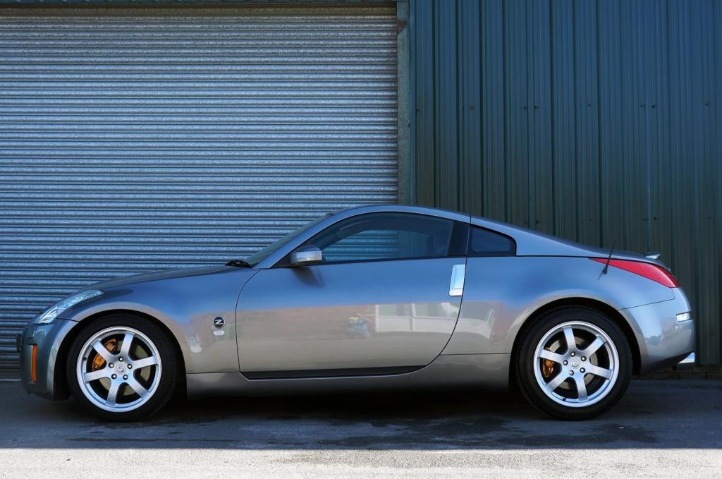 NISSAN 350Z