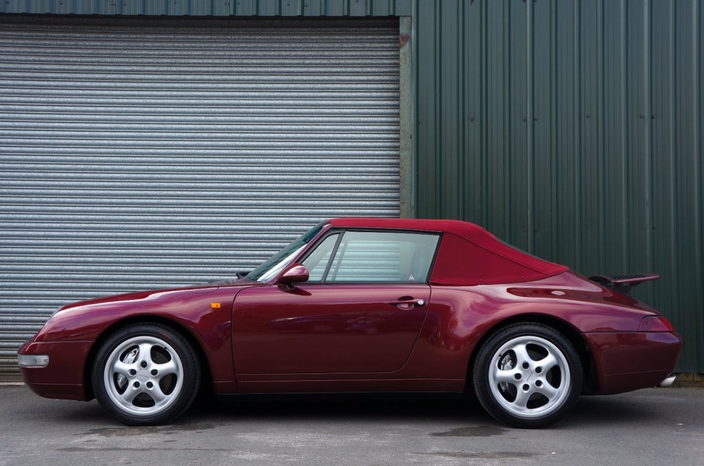 PORSCHE 911 CLASSIC