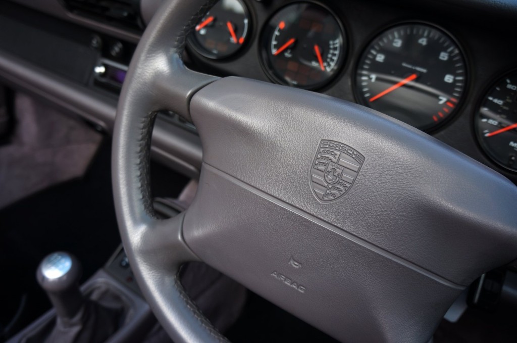 PORSCHE 911 CLASSIC