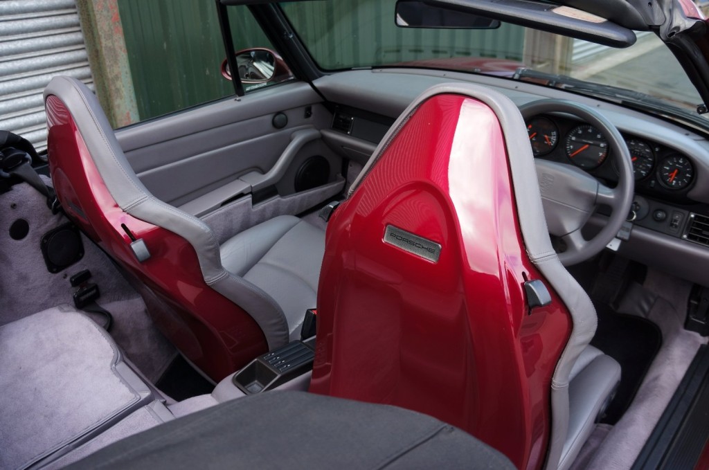 PORSCHE 911 CLASSIC