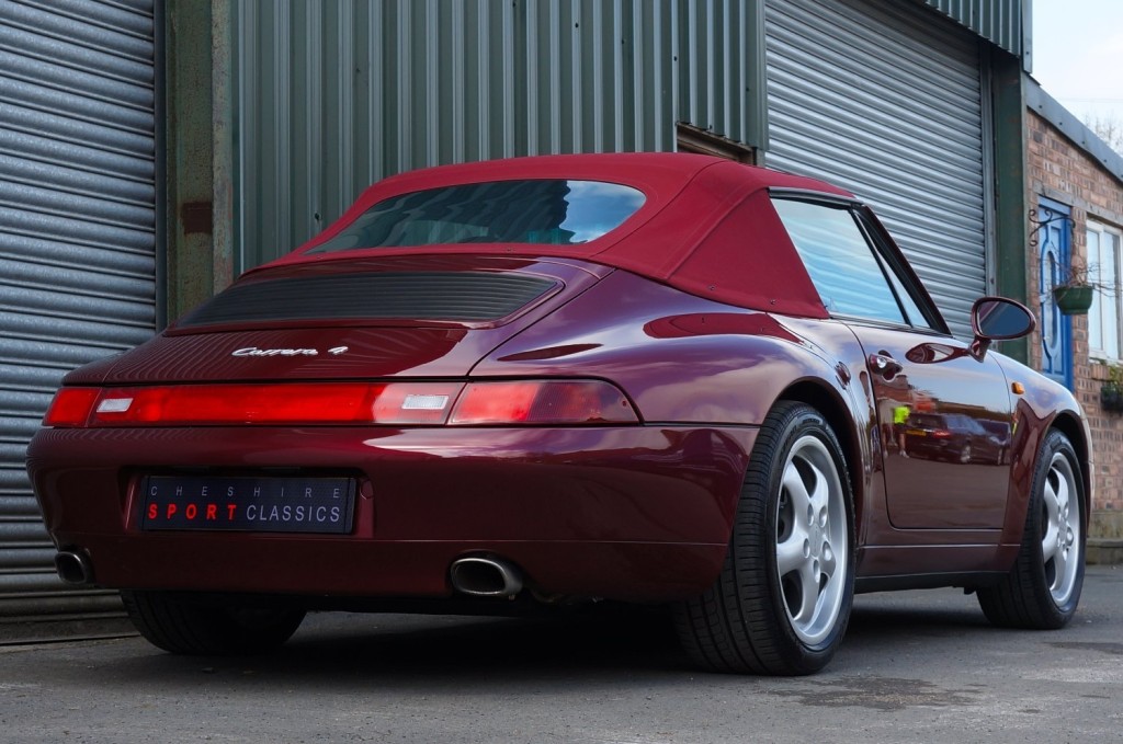 PORSCHE 911 CLASSIC