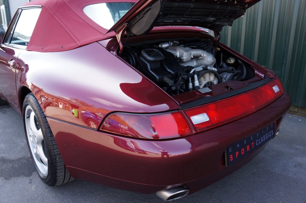 PORSCHE 911 CLASSIC