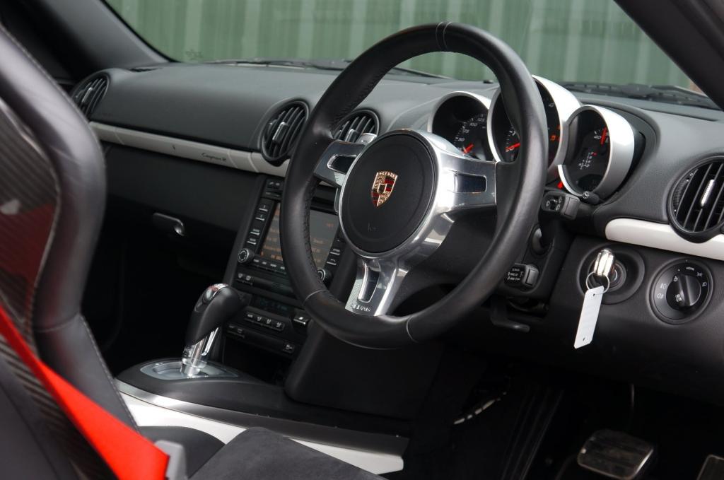 PORSCHE CAYMAN
