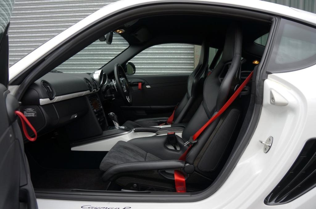 PORSCHE CAYMAN