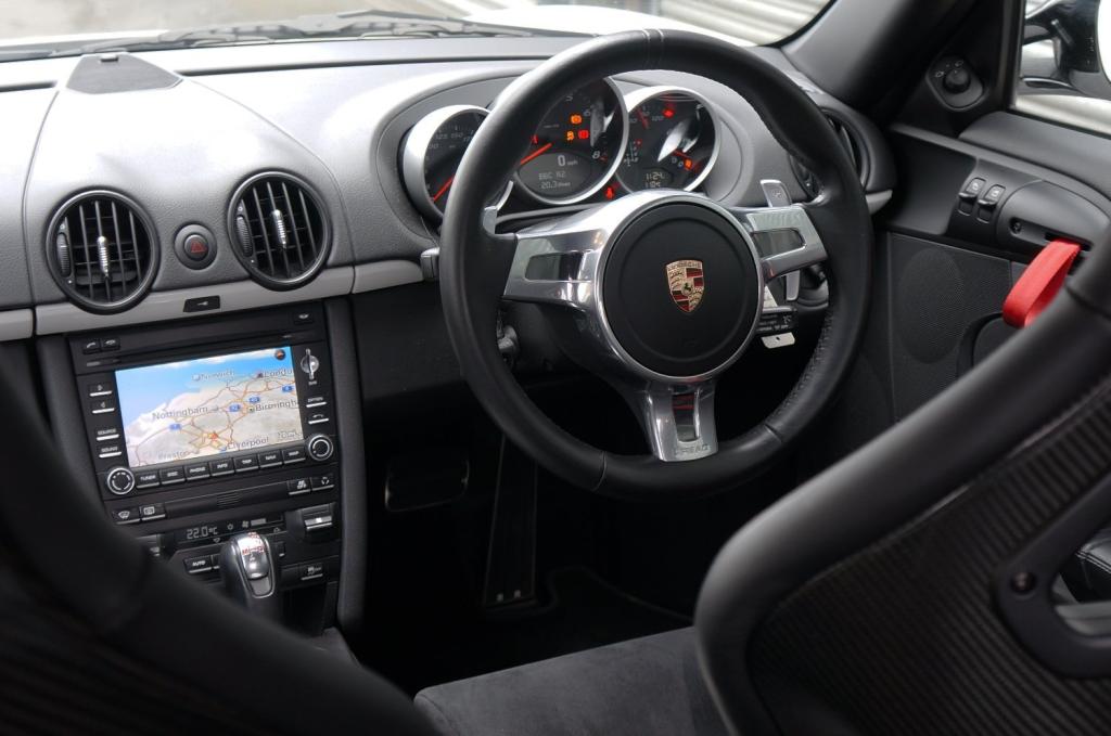 PORSCHE CAYMAN