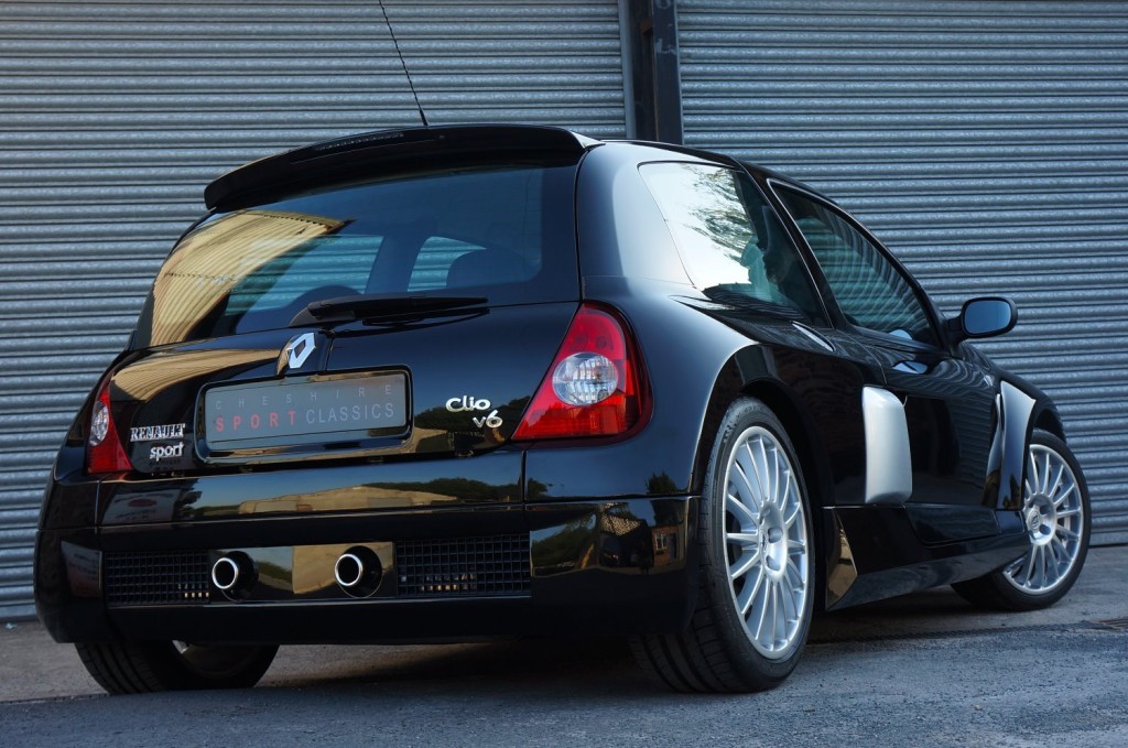 RENAULT CLIO