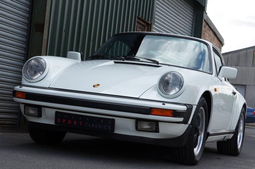 PORSCHE 911 CLASSIC