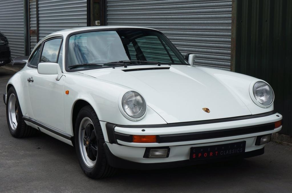 PORSCHE 911 CLASSIC