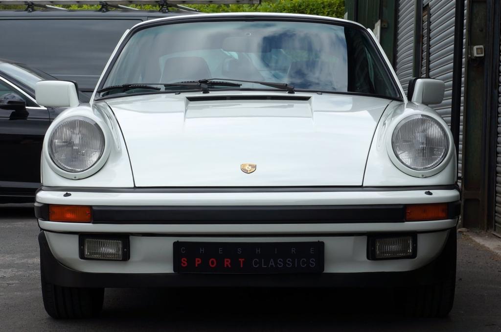 PORSCHE 911 CLASSIC