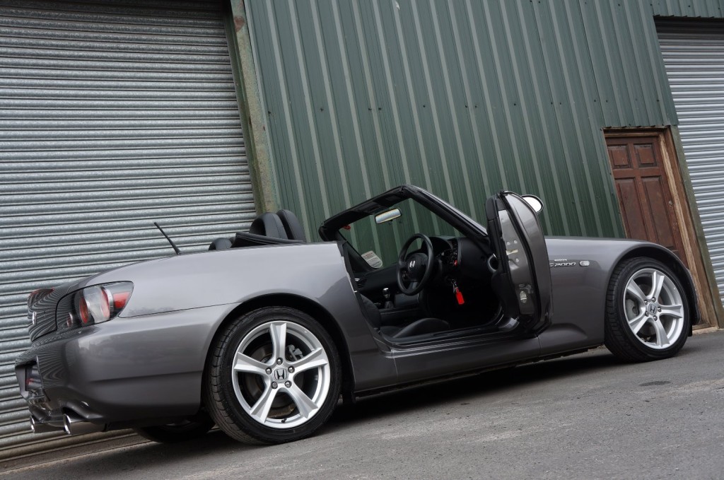 HONDA S2000