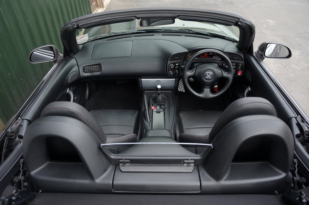 HONDA S2000