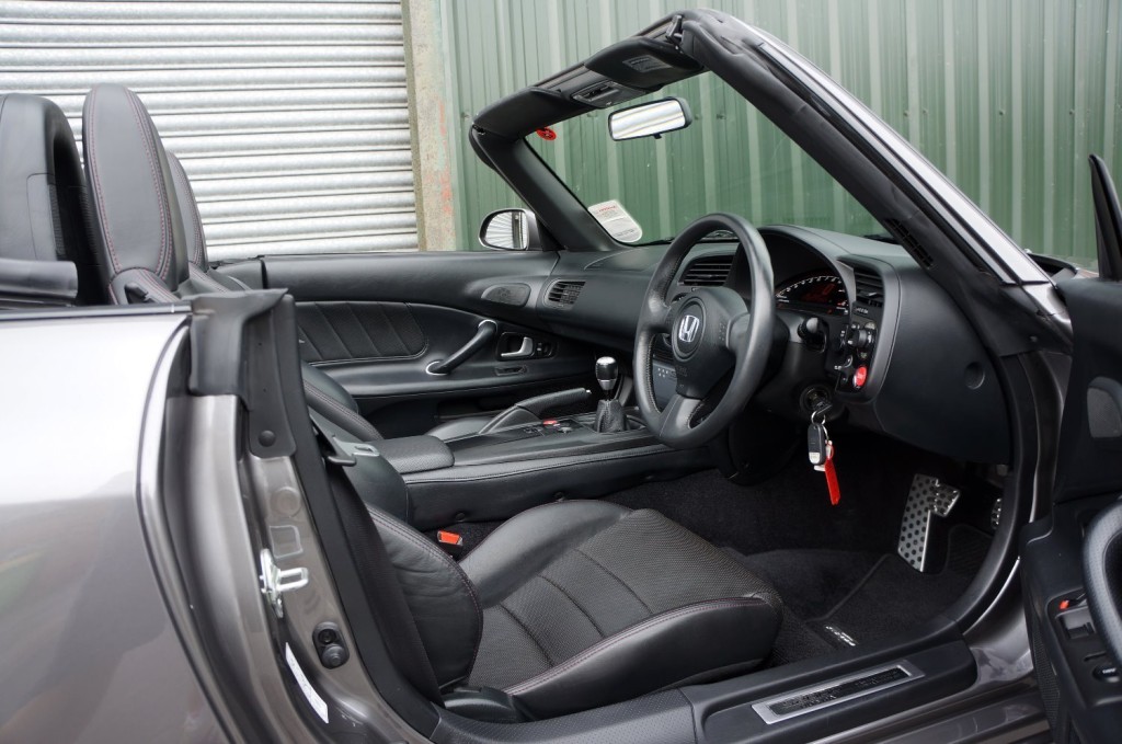 HONDA S2000