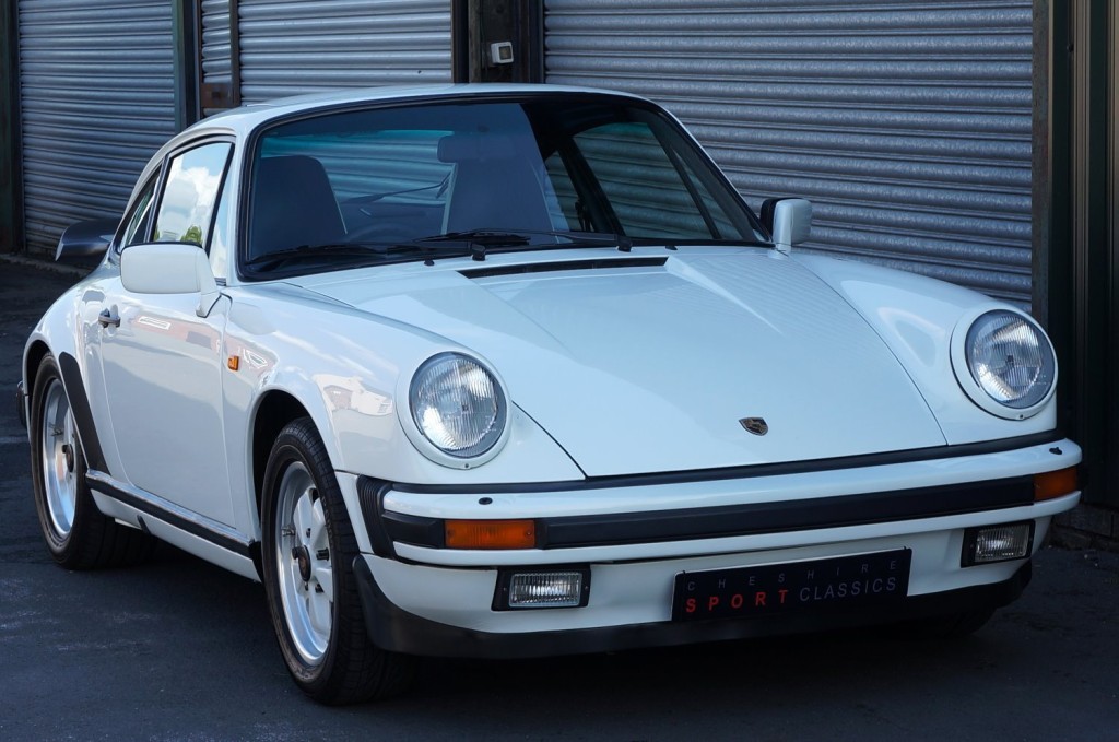 PORSCHE 911 CLASSIC