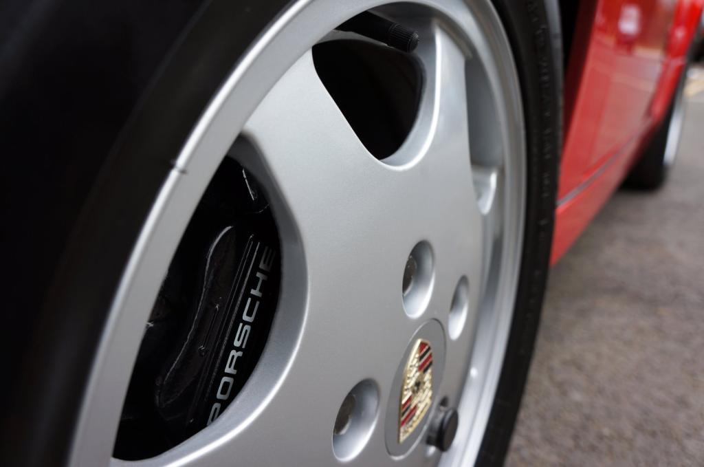 PORSCHE 911 CLASSIC