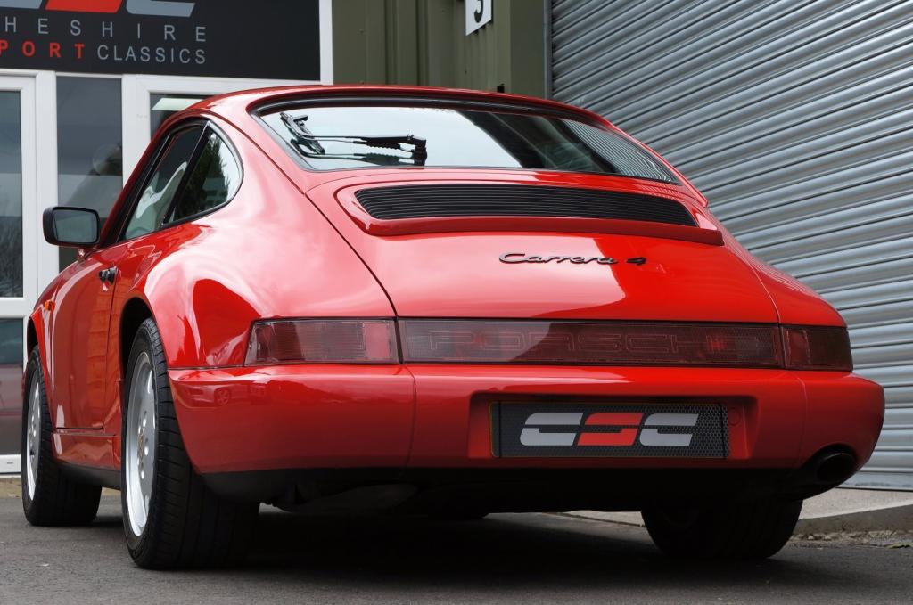PORSCHE 911 CLASSIC