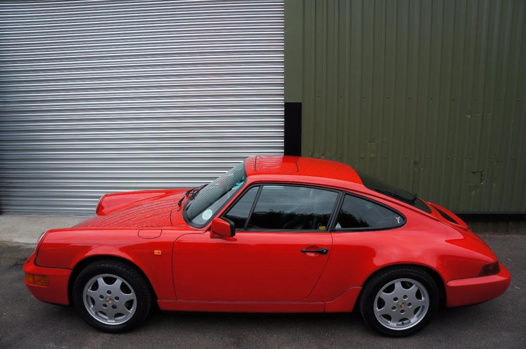 PORSCHE 911 CLASSIC