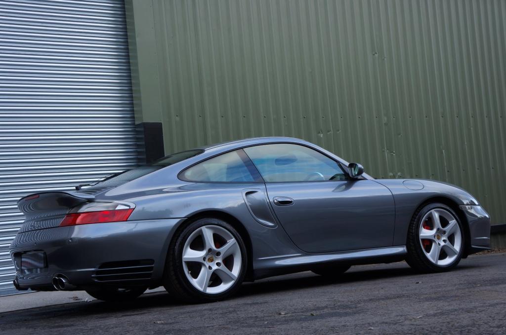 PORSCHE 911 MK 996