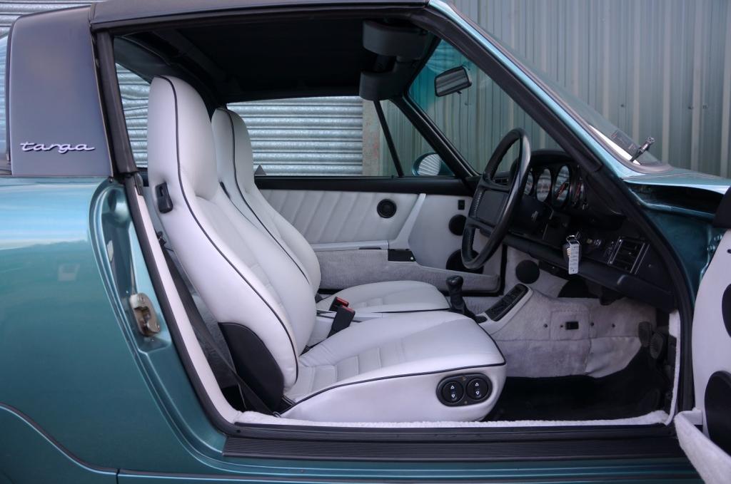 PORSCHE 911 CLASSIC