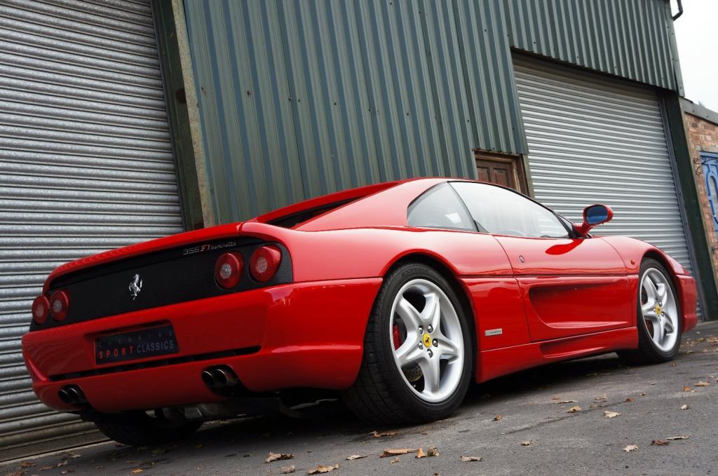 FERRARI F355