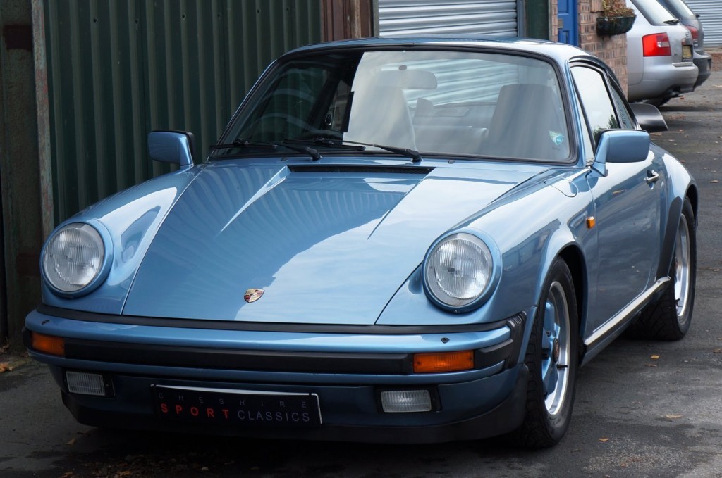 PORSCHE 911 CLASSIC
