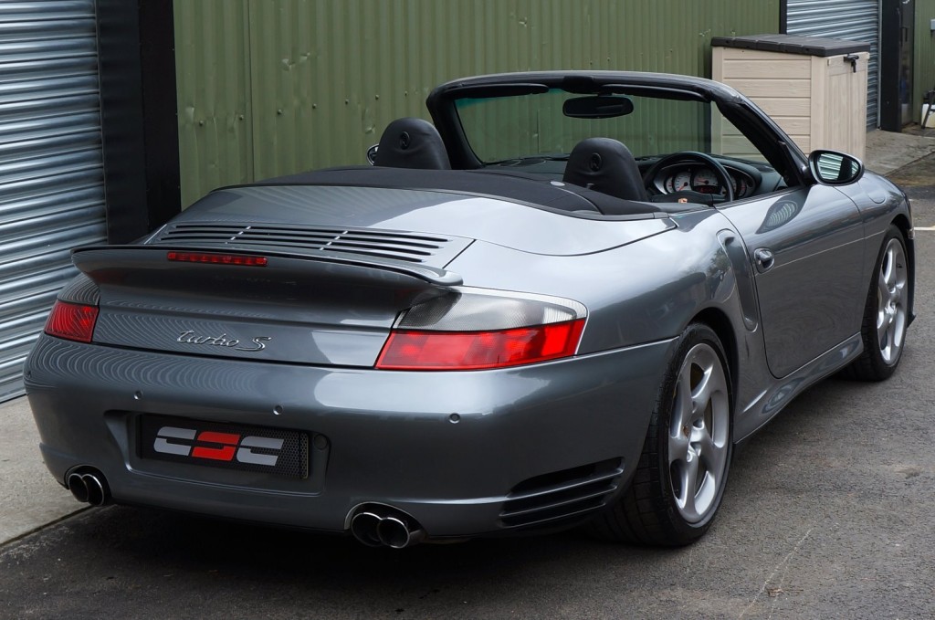 PORSCHE 911 MK 996