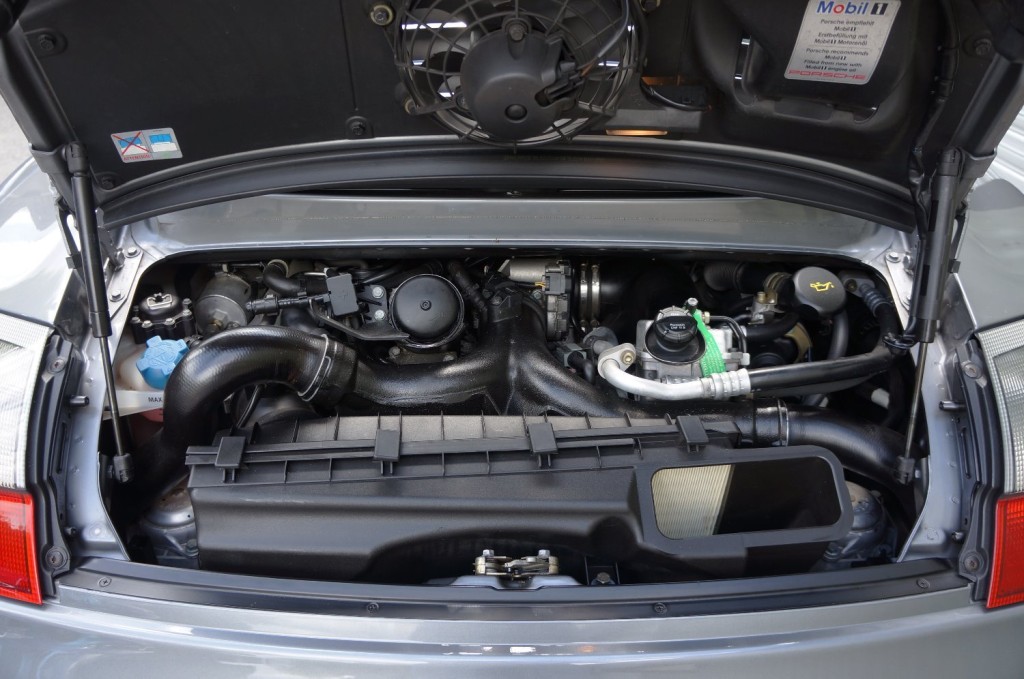 PORSCHE 911 MK 996