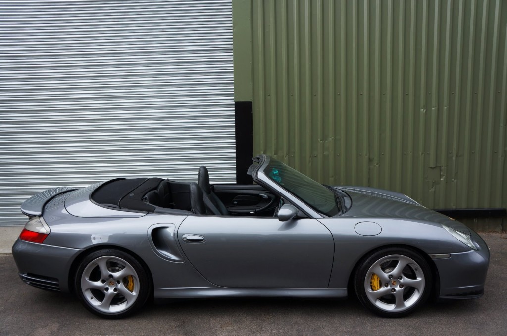 PORSCHE 911 MK 996