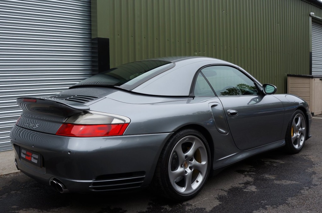 PORSCHE 911 MK 996