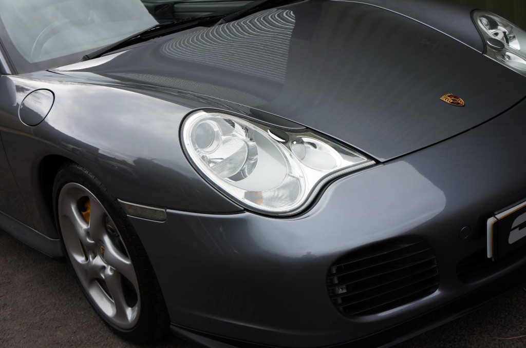 PORSCHE 911 MK 996