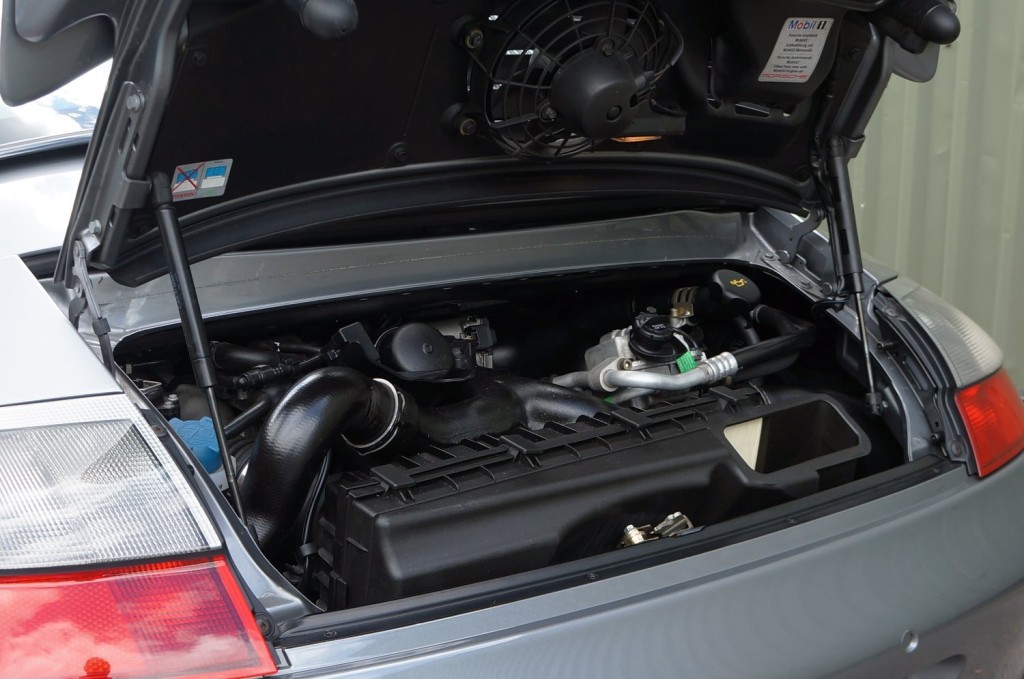 PORSCHE 911 MK 996