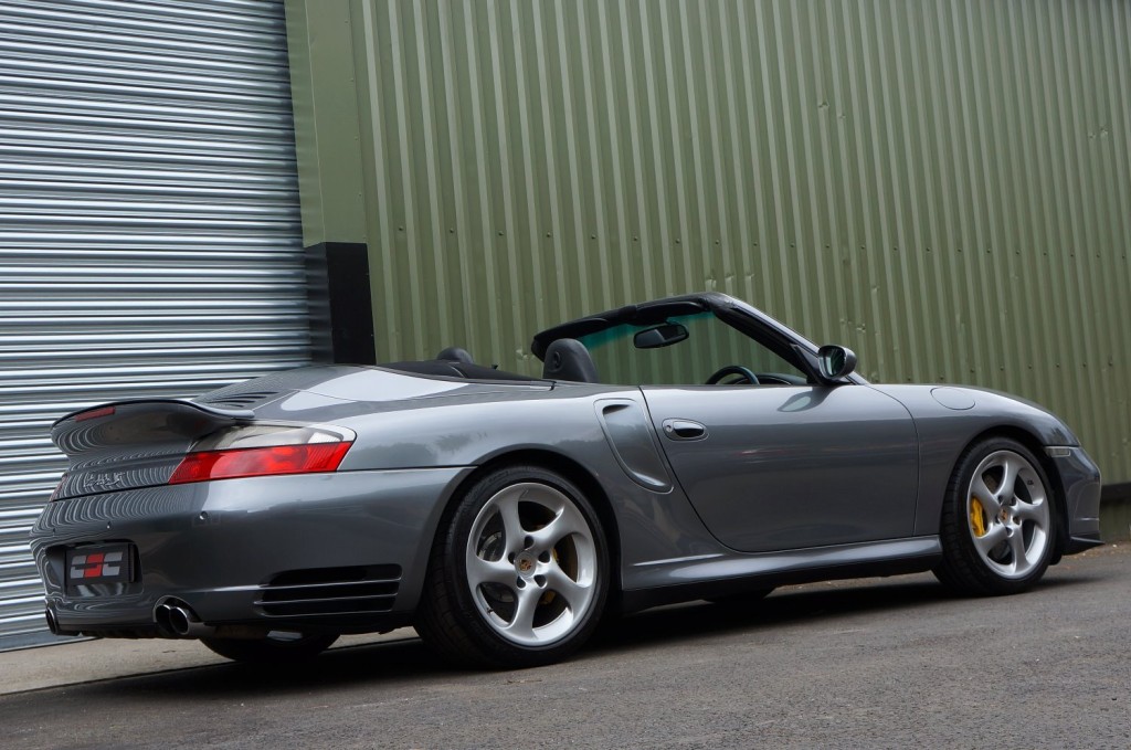 PORSCHE 911 MK 996