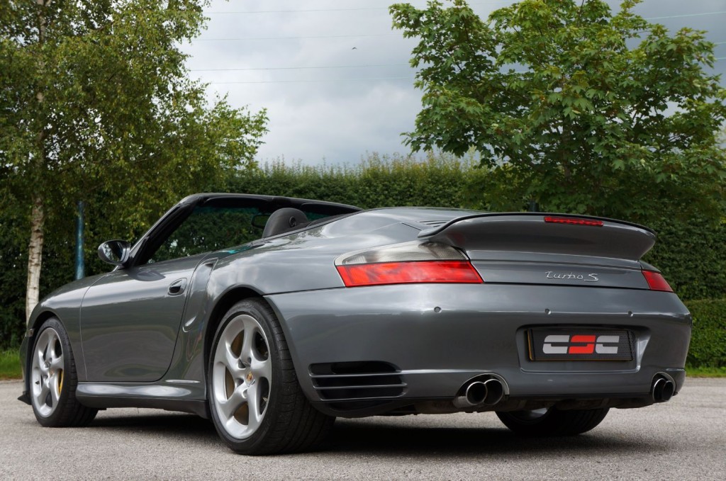 PORSCHE 911 MK 996
