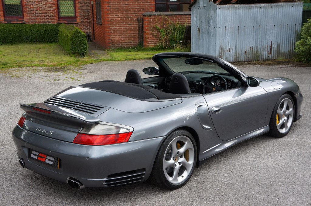 PORSCHE 911 MK 996