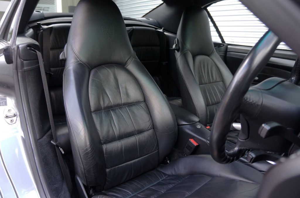 PORSCHE 911 MK 996