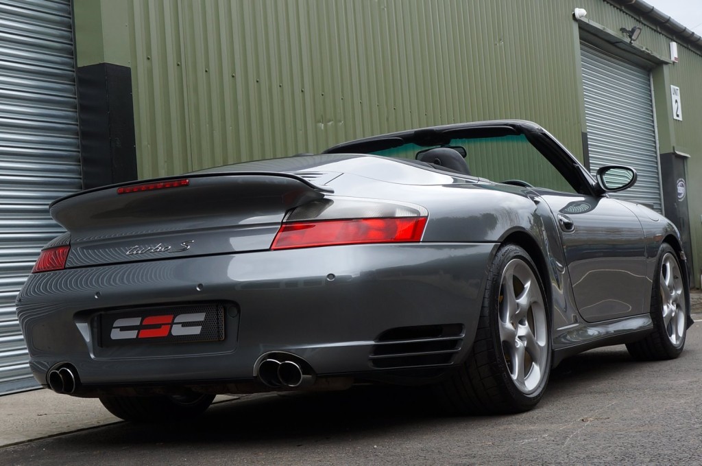 PORSCHE 911 MK 996