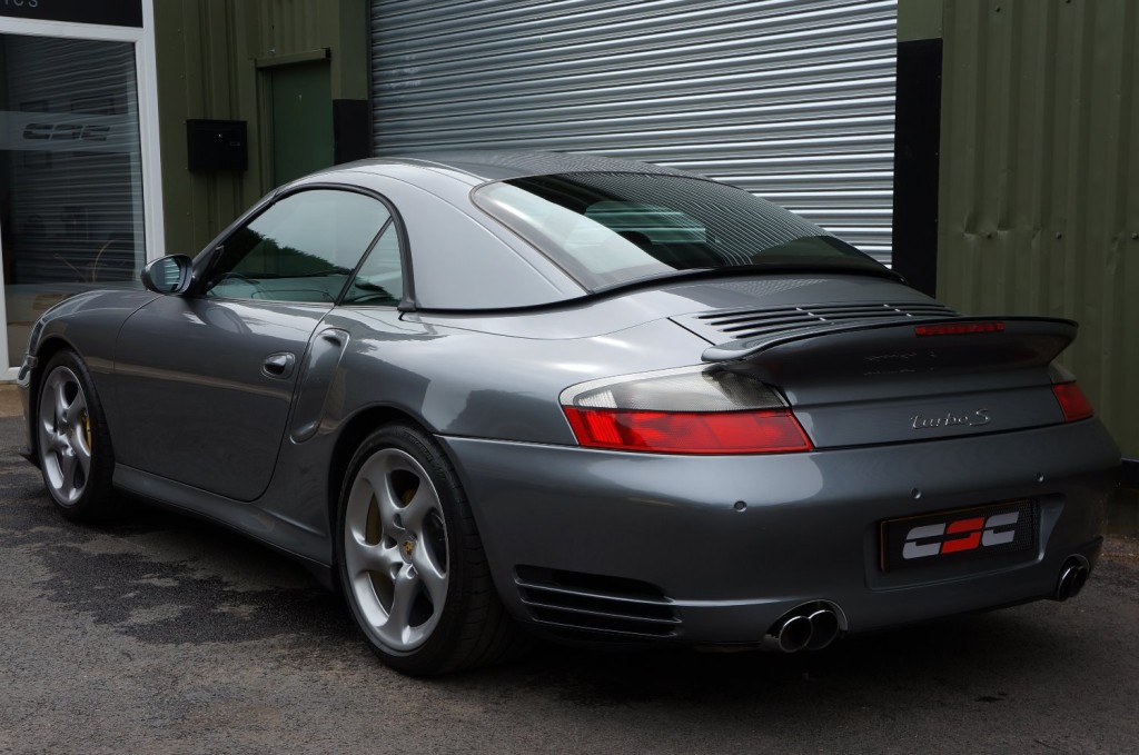 PORSCHE 911 MK 996