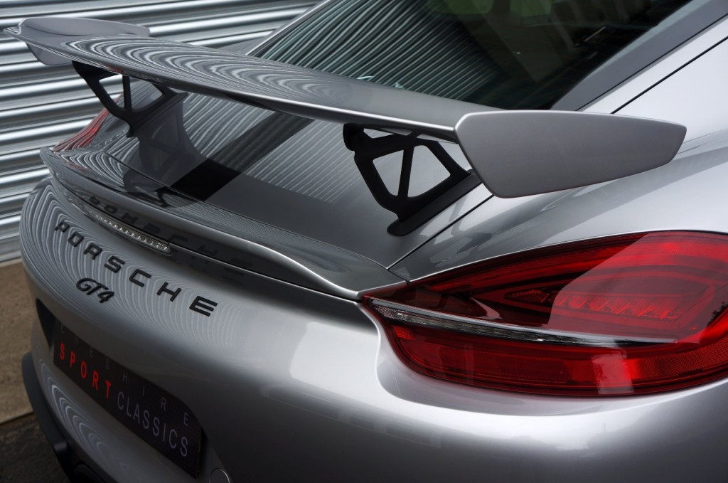 PORSCHE CAYMAN