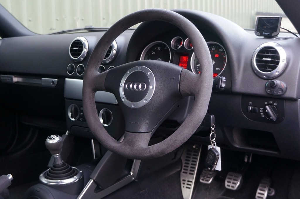 AUDI TT