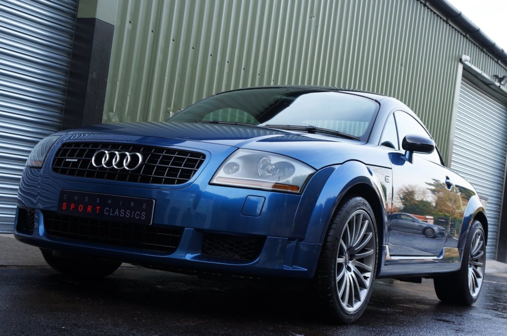AUDI TT