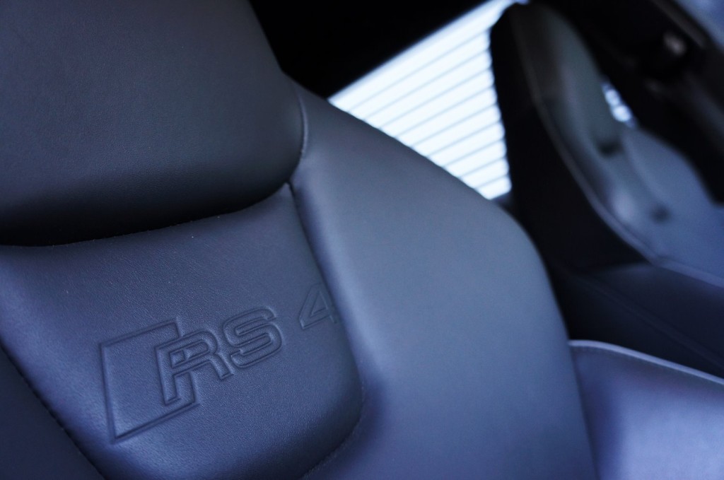 AUDI RS4