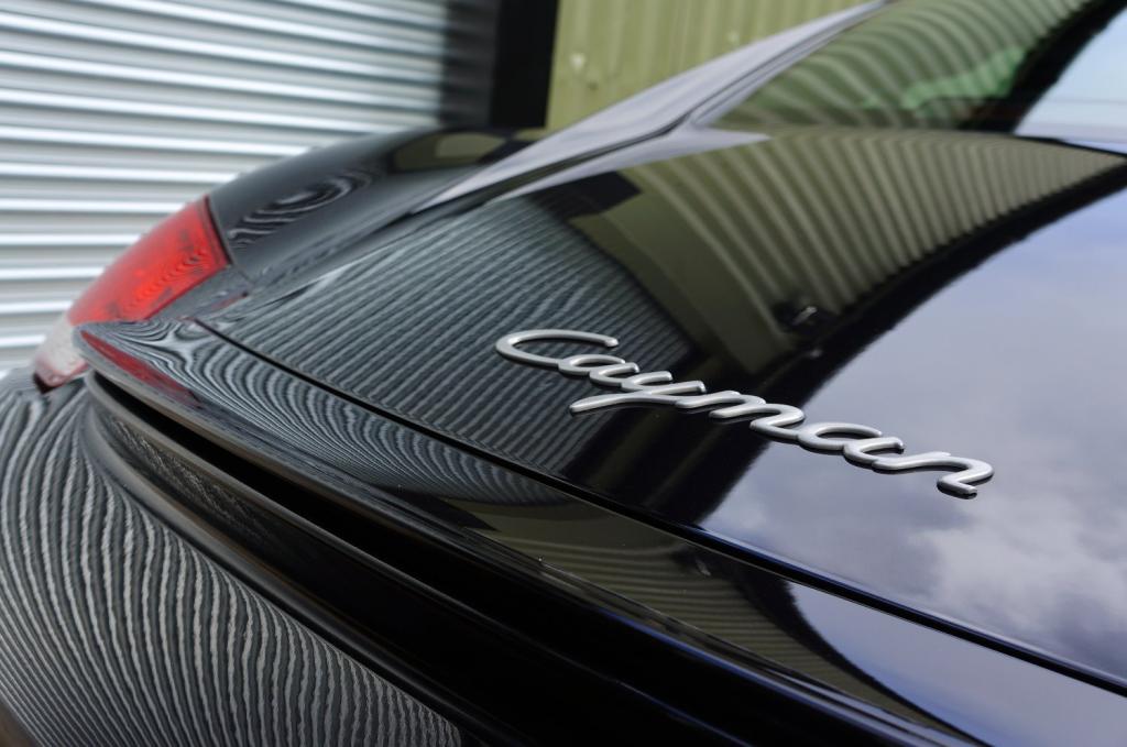 PORSCHE CAYMAN